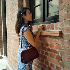 Meet your Posher, Esther